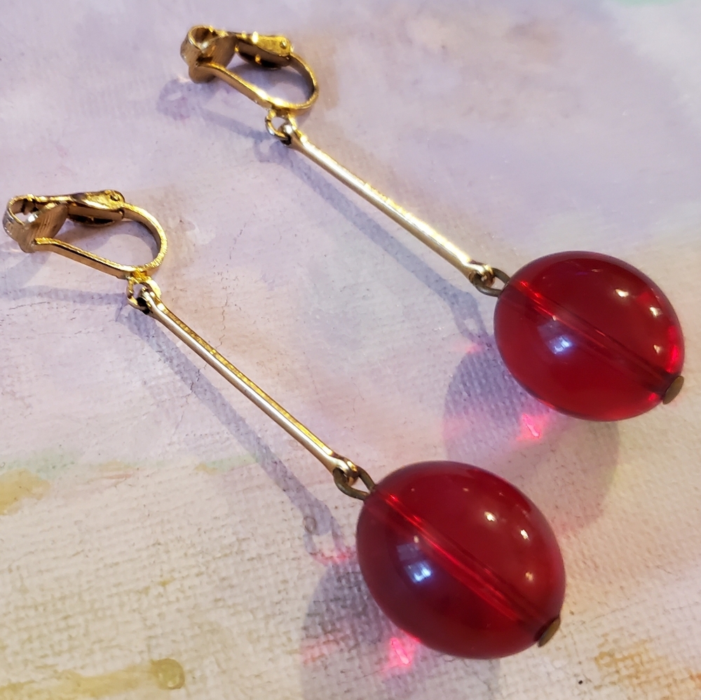 Vintage 60S Mod Pop Earrings Translucent Cherry Red Lucite Bead Drop